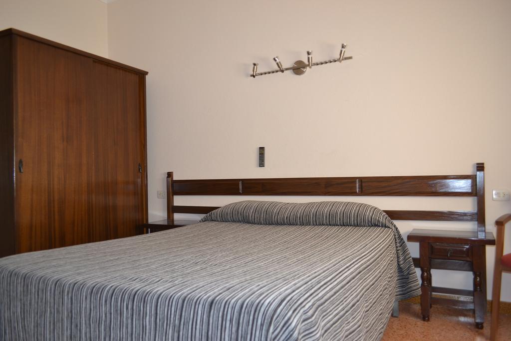 Hostal L'Esplai Viladamat Kamer foto