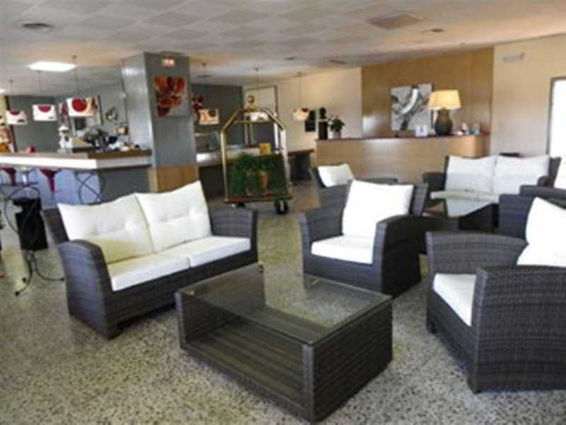 Hostal L'Esplai Viladamat Buitenkant foto