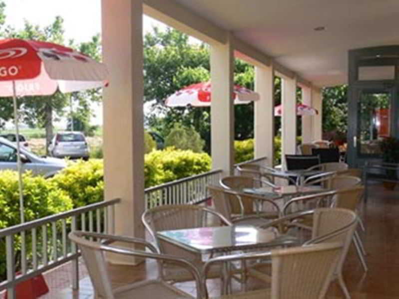 Hostal L'Esplai Viladamat Buitenkant foto
