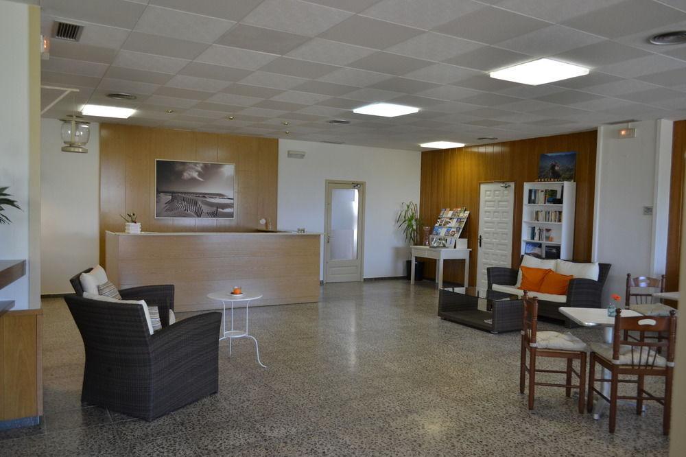 Hostal L'Esplai Viladamat Buitenkant foto