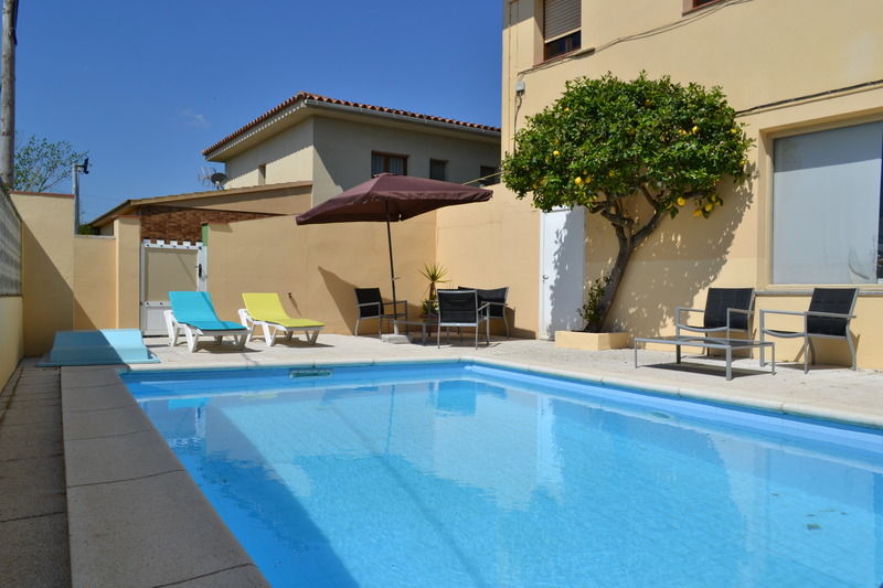 Hostal L'Esplai Viladamat Buitenkant foto