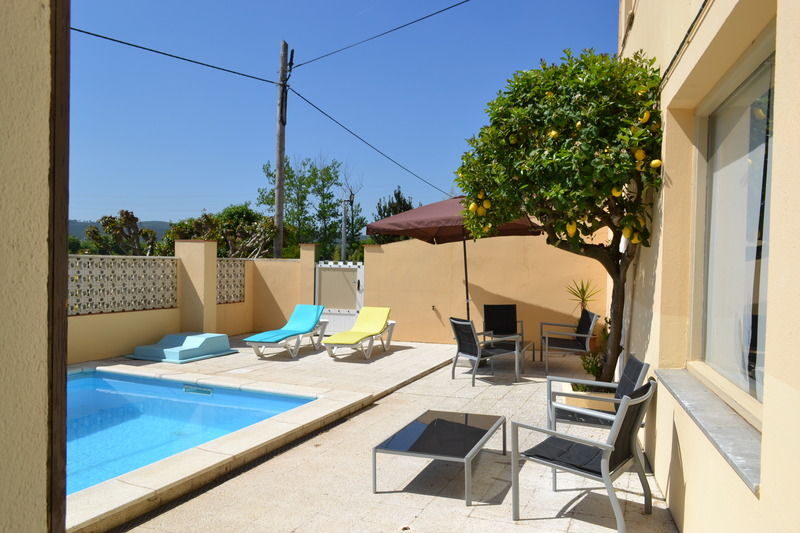 Hostal L'Esplai Viladamat Buitenkant foto